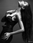 愛(ài)戴濕發(fā)寫真性感破表 美胸翹臀熟女魅惑盡顯