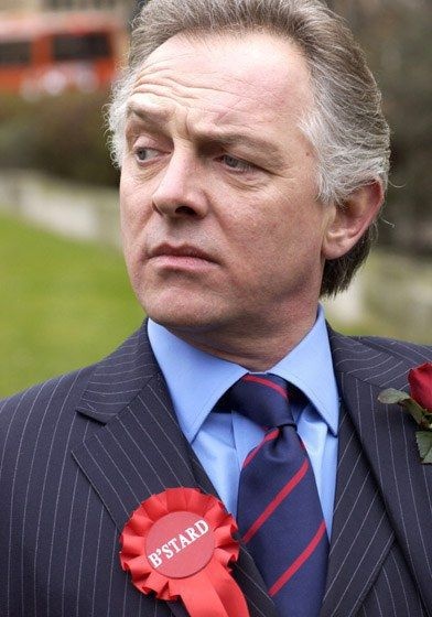 英国演员梅奥尔去世 曾演哈利·波特"皮皮鬼"