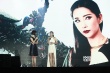 李冰冰现《变4》中国首映庆典 白色短裙秀美腿