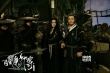 《白发魔女》疯魔海报惊现 范冰冰红唇持利剑