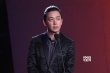 《掃毒》獲最佳音樂獎 潘粵明登臺頒獎發(fā)型個性