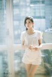 奶茶妹妹新照流出：文艺范儿章泽天又回来了！