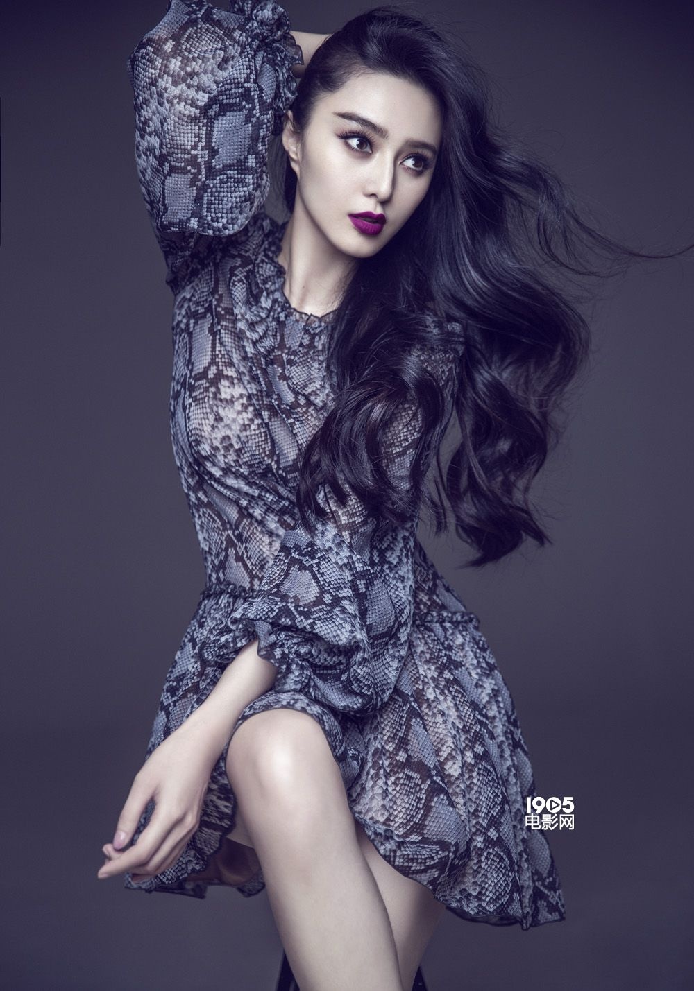 范冰冰最新大片登封面 枚红唇色个性鲜明妖娆魅惑