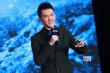 《狼圖騰》定檔年初一 馮紹峰慶生韓寒送擎天柱