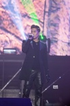 韩国神话组合推出3D电影 演唱会实况再现大银幕