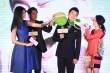 《早更》首映周迅：期待佟大為黃曉明賀歲檔PK