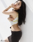“小恶魔”石原里美写真大胆露背 展现别样风情