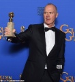 迈克尔·基顿金球“封帝” 获喜剧类最佳男主角