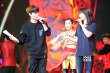 柳岩穿红裙彩排央视网络春晚 搭档张艺兴TFboys