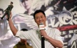 吴京现身上海宣传《战狼》 谢楠现身真情告白