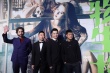 李晨助阵《万物生长》红毯 范冰冰白衬衫显清爽