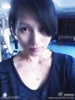 邓超晒亲密照为姐姐庆生 网友：逗比男神正常了