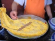 让人颤抖的中国风！蕾哈娜穿“皇袍”变鸡蛋饼
