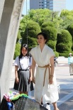 鈴木京香走校園宣傳《媽媽的樹(shù)》 搭檔三浦貴大