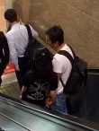 王思聰與妙齡女子十指緊扣現(xiàn)身 新歡被曝曾整容