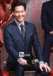 《暗杀》全智贤一人俩角 李政宰减重河正宇耍帅