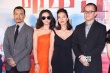 《命中注定》红毯：汤唯墨镜耍酷 苏岩深V抢镜