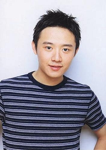 演员张林涉毒案22日开审 多次容留王学兵等吸毒