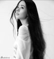 郭碧婷長(zhǎng)發(fā)飄逸五官立體 展靈動(dòng)氣質(zhì)仙氣十足
