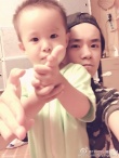 TFBOYS易烊千璽弟弟萌照曝光 兄弟倆表情神同步