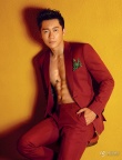 李晨时尚写真突显男性魅力 秀腹肌展健硕身材