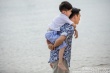楊威夫婦拍浪漫婚紗寫真 呆萌楊陽(yáng)洋隨行搶鏡
