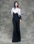 范冰冰登台湾版《Vogue》封面 拍写真露事业线