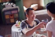 《擦枪走火》曝暖男剧照 喻恩泰变身家庭煮夫