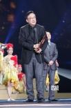 《西藏天空》获最佳音乐奖 创作者郝维亚领奖