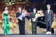 張良、王曉棠捧終身成就獎(jiǎng) 老藝術(shù)家獲全場(chǎng)掌聲