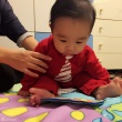 爱戴首晒儿子可爱大头照 母子合影显童趣十足