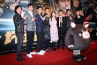 《坏蛋必须死》首映红毯 葛优亮相赞冯小刚全能