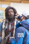 《一个勺子》曝拍摄花絮照 勺子金世佳造型丑哭