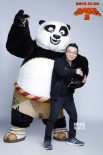 《功夫熊猫3》曝MV花絮 鹿晗阿宝玩转片场默契足