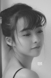 氧氣少女余心恬曝光最新寫真 黑白影像清新靈動