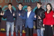 《毛驴县令》剧组亮相红毯 潘长江亲切挥手致意