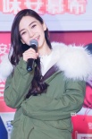 Angelababy帶病堅(jiān)持工作 體力透支被送往醫(yī)院