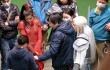 《微微》曝古装造型 baby穿红装井柏然变白发