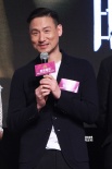 英皇新片巡演：張學(xué)友上演性騷擾 葛優(yōu)拍4D電影