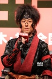 中村勘九郎新片著甲胄 松坂桃李