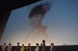 《奇怪的她》首映 多部未华子现场检验“20岁脸”