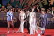 《失眠男女》劇組亮相 最美變性人Poy性感可愛