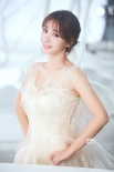柳巖拍概念影片唯美如仙子 膚白優(yōu)雅知性女神范