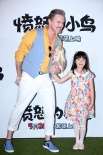 《愤怒的小鸟》中国盛大首映 夏克立夏天PK闯关
