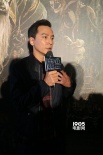 吴彦祖现身《魔兽》主题展 古尔丹
