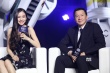 Baby美艳亮相《独立日2》红毯 太空船道具吸睛
