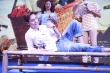 《疯狂小事》空降武汉 佛爷陈伟霆演“贵妃躺”