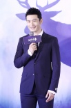黄晓明盼望做导演 愿在雅克·贝汉电影中演动物
