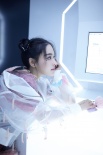 張馨予最新寫真哪吒頭俏皮十足 性感熟女變少女