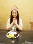 熊黛林生日郭可颂献吻甜蜜十足 妈妈陪同气氛温馨